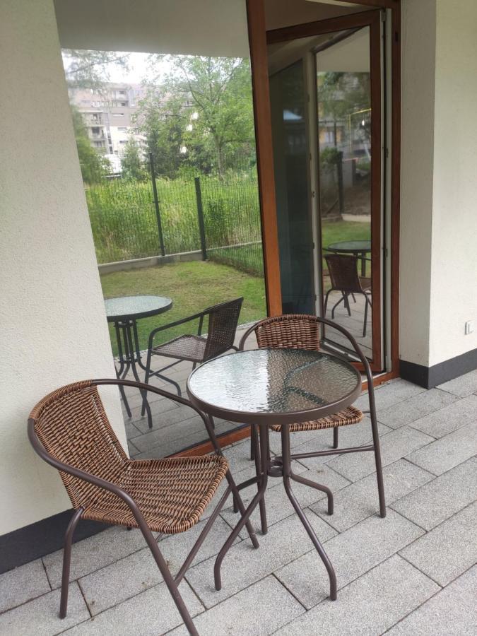 Przytulny Apartament Z Ogrodkiem Kraków Eksteriør billede